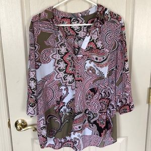 Patterned V-Neck Blouse